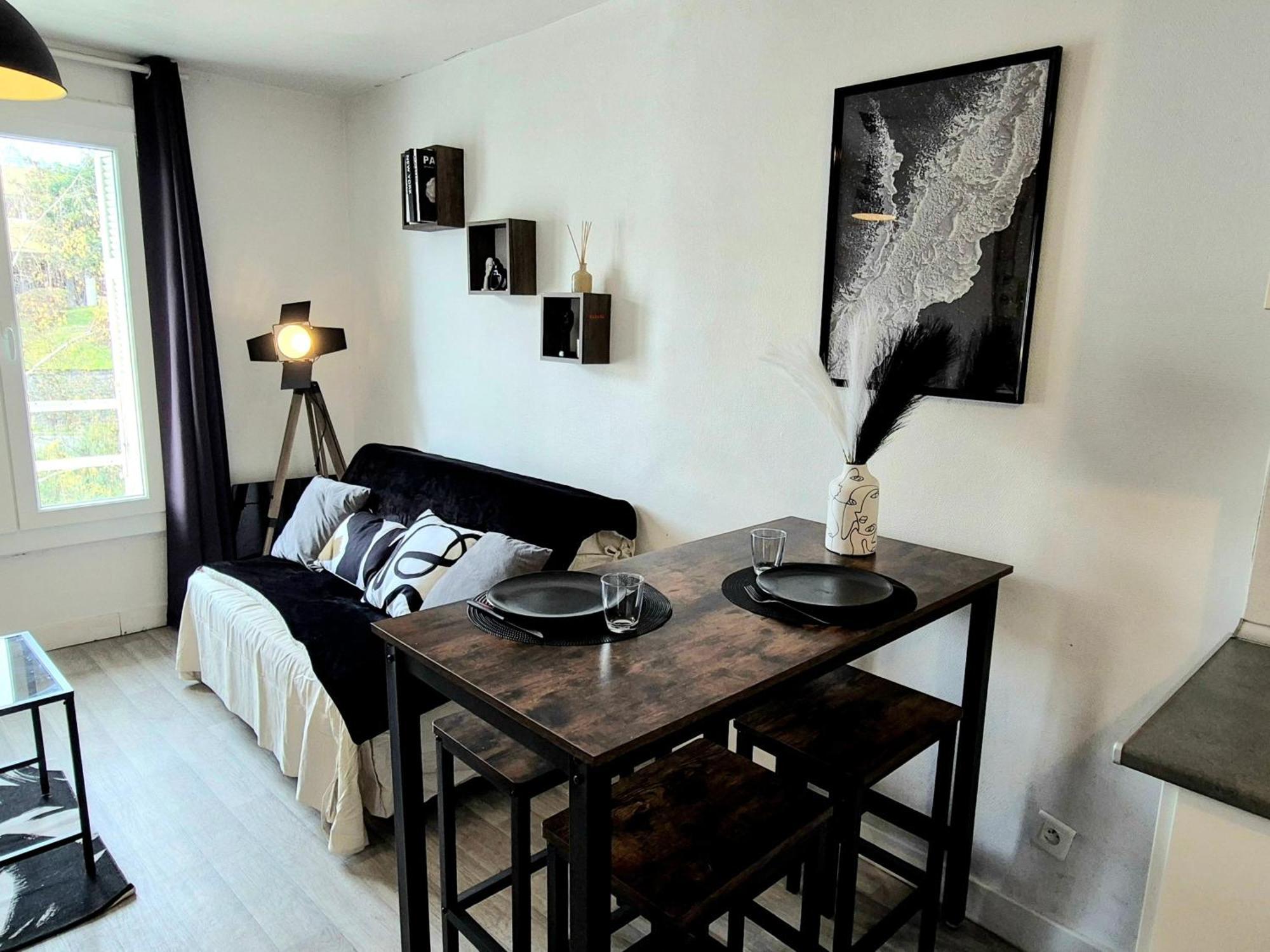 L'Atelier-T2 Proche Du Centre-Wifi-Parking Apartment Lourdes Exterior foto